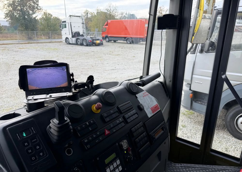 Leasing de  Mercedes-Benz ECONIC 2630, EURO6/ ŚMECIARKA/ ZOELLER/ DELTA Mercedes-Benz ECONIC 2630, EURO6/ ŚMECIARKA/ ZOELLER/ DELTA: foto 13 Leasing de  Mercedes-Benz ECONIC 2630, EURO6/ ŚMECIARKA/ ZOELLER/ DELTA Mercedes-Benz ECONIC 2630, EURO6/ ŚMECIARKA/ ZOELLER/ DELTA: foto 13