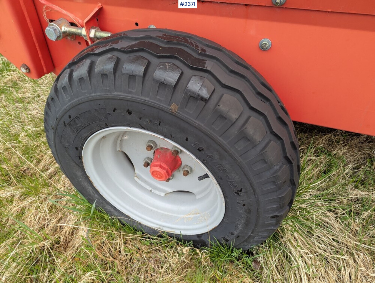 Maquinaria de henificación Bale cutter / Feed shredder Kverneland Taarup 853: foto 9 Maquinaria de henificación Bale cutter / Feed shredder Kverneland Taarup 853: foto 9