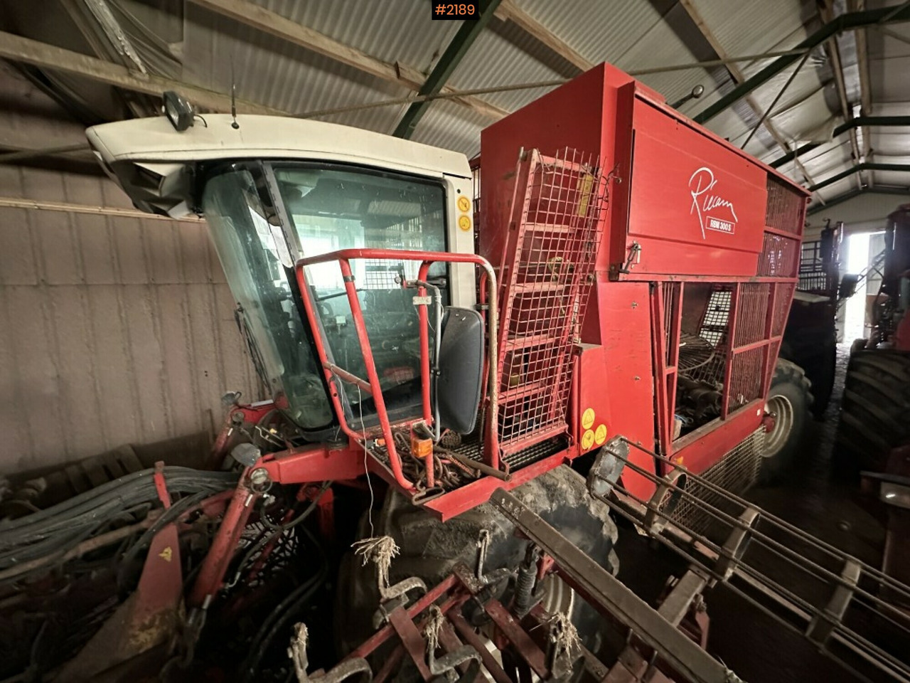 Beet Harvester Riecam RBM 300-S - Cosechadoras de remolacha: foto 2 Beet Harvester Riecam RBM 300-S - Cosechadoras de remolacha: foto 2