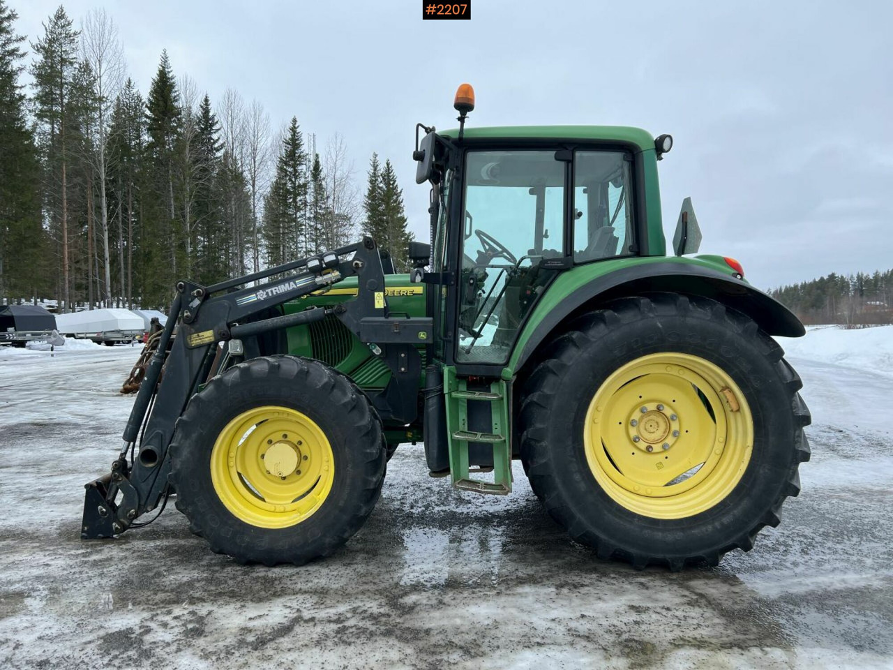 Tractor JOHN DEERE 6420S - Tractor: foto 3 Tractor JOHN DEERE 6420S - Tractor: foto 3