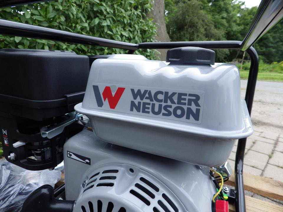 ORIGINAL Wacker Neuson Wasserpumpe MCP2 mit Benzinmotor - Bomba de agua: foto 2 ORIGINAL Wacker Neuson Wasserpumpe MCP2 mit Benzinmotor - Bomba de agua: foto 2