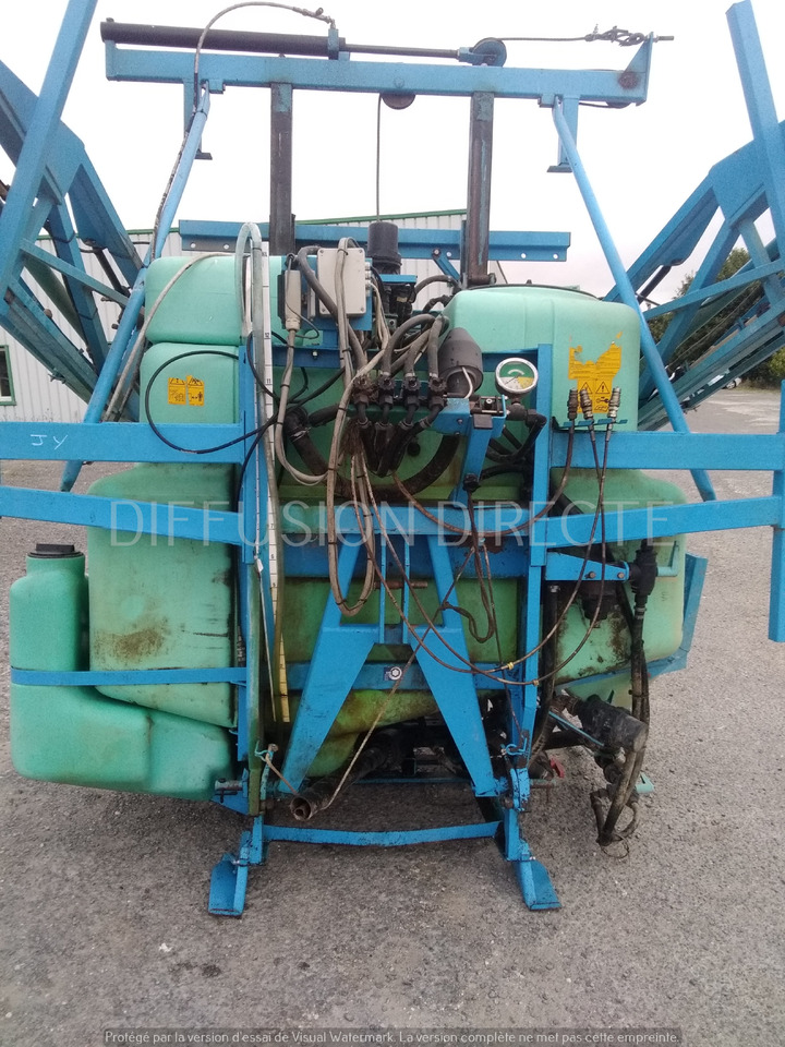 BERTHOUD PULVERISATEUR MACK 12 - Pulverizador suspendido: foto 5 BERTHOUD PULVERISATEUR MACK 12 - Pulverizador suspendido: foto 5