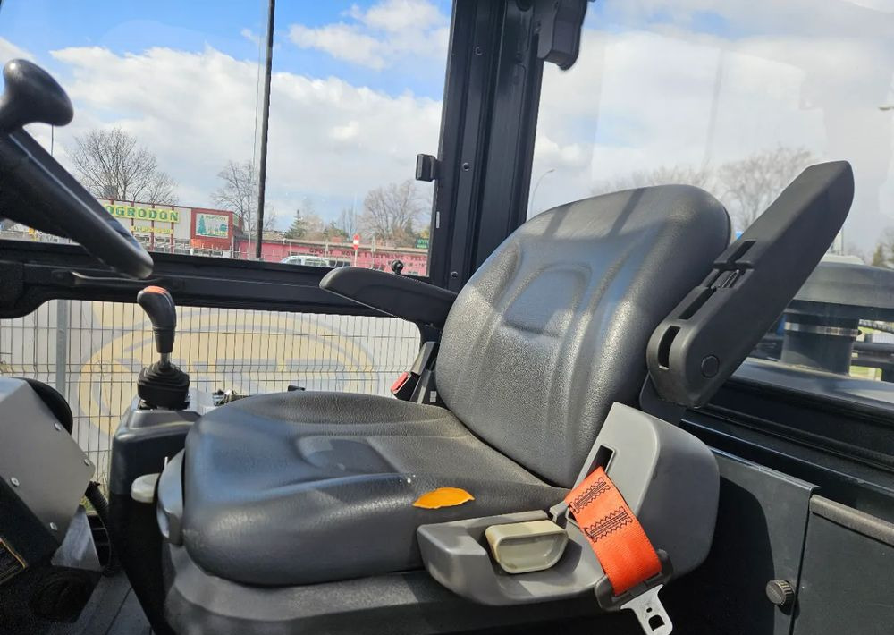 Doosan G60S-7 - Carretilla elevadora de gas: foto 5 Doosan G60S-7 - Carretilla elevadora de gas: foto 5