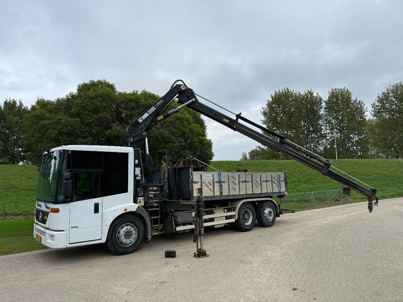Mercedes-Benz Econic Hiab 220 Hooklift 6x2 - Camión grúa: foto 5 Mercedes-Benz Econic Hiab 220 Hooklift 6x2 - Camión grúa: foto 5