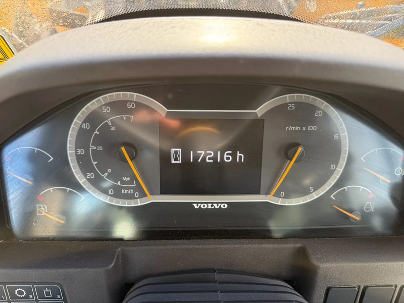 Cargadora de ruedas Volvo L180H CDC First Owner orginal Good Tyres: foto 18 Cargadora de ruedas Volvo L180H CDC First Owner orginal Good Tyres: foto 18