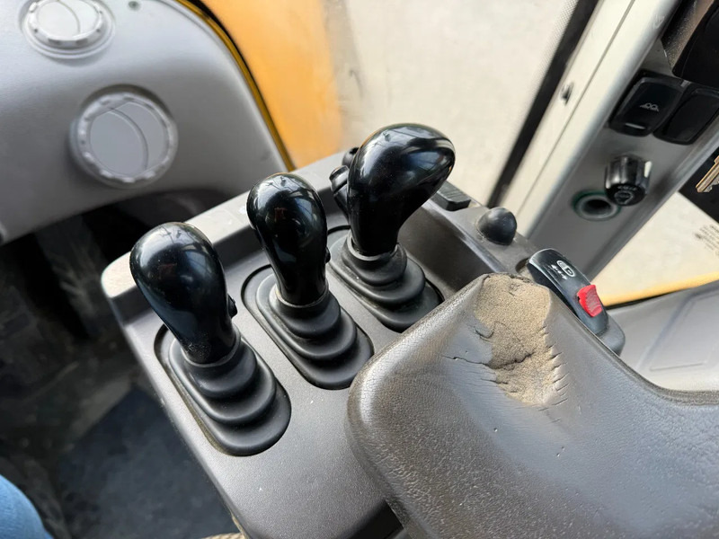 Cargadora de ruedas Volvo L180H CDC First Owner orginal Good Tyres: foto 17 Cargadora de ruedas Volvo L180H CDC First Owner orginal Good Tyres: foto 17