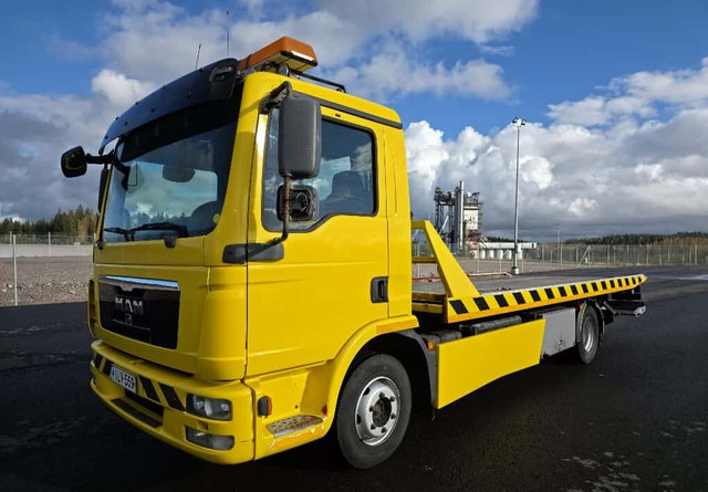 MANTGL 8.180 4x2 Wilhelm Wellmeyer - Grua de remolque autos: foto 1 MANTGL 8.180 4x2 Wilhelm Wellmeyer - Grua de remolque autos: foto 1