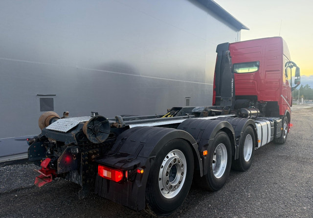 VolvoFH16 750 8X4 - Otros maquinaria: foto 5 VolvoFH16 750 8X4 - Otros maquinaria: foto 5