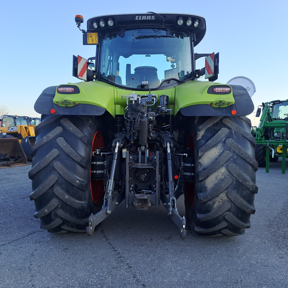 CLAAS 830 AXION - Tractor: foto 4 CLAAS 830 AXION - Tractor: foto 4