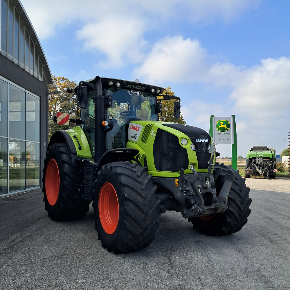 CLAAS AXION 810 - Tractor: foto 5 CLAAS AXION 810 - Tractor: foto 5