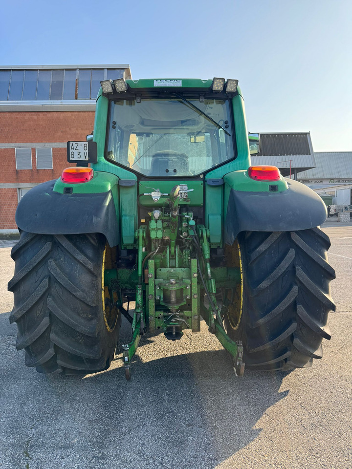JOHN DEERE 6420 S - Tractor: foto 2 JOHN DEERE 6420 S - Tractor: foto 2