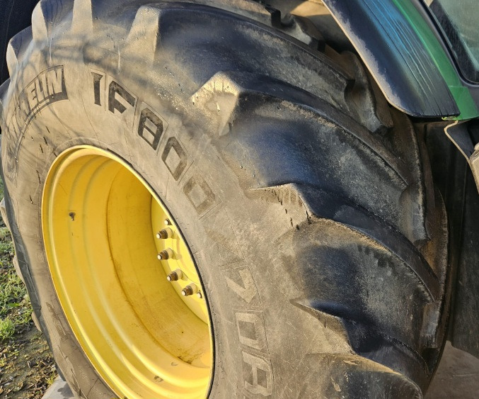JOHN DEERE 8410 - Tractor: foto 4 JOHN DEERE 8410 - Tractor: foto 4