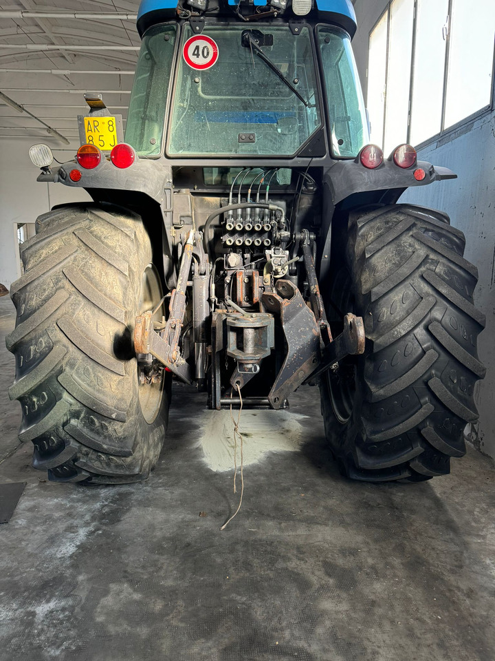 LANDINI LEGEND 130 - Tractor: foto 4 LANDINI LEGEND 130 - Tractor: foto 4