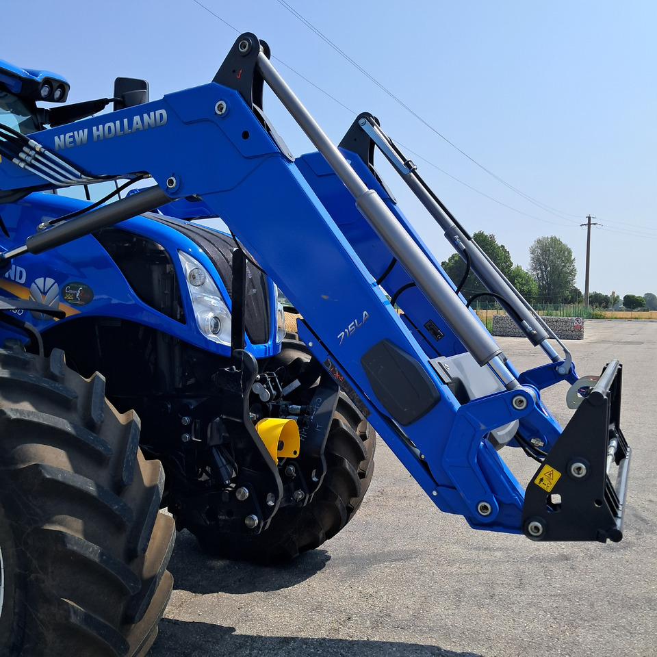 Tractor NEW HOLLAND T6 160: foto 9