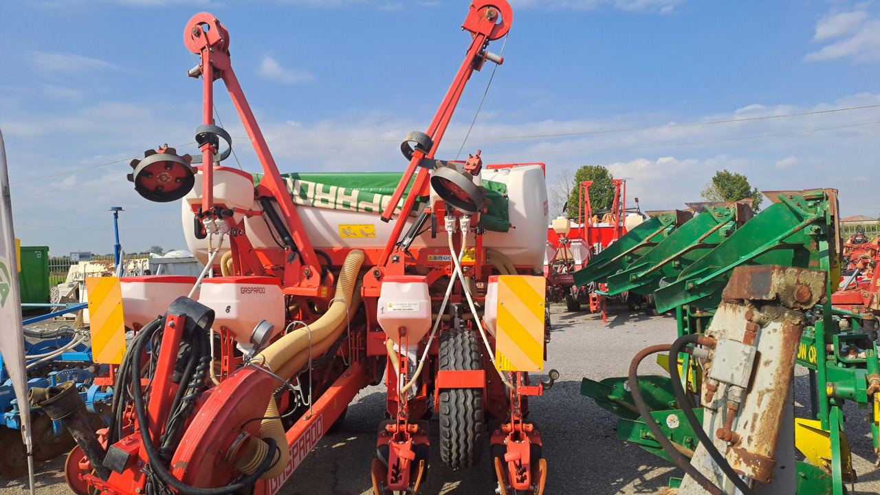 SEMINATRICE DI PRECISIONE GASPARDO RENATA 8 ROWS - Sembradora de precisión: foto 2 SEMINATRICE DI PRECISIONE GASPARDO RENATA 8 ROWS - Sembradora de precisión: foto 2