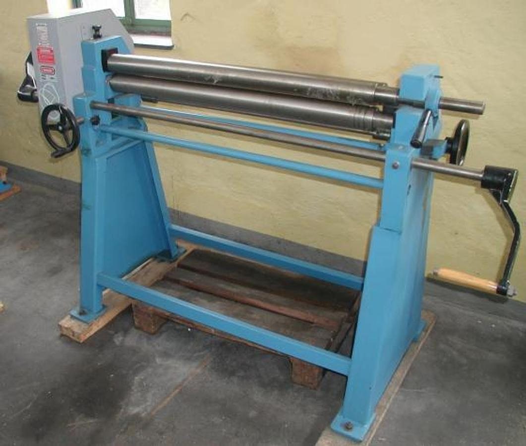 Dreiwalzen-Rundbiegemaschine AKYAPAK - Máquina para metal: foto 1 Dreiwalzen-Rundbiegemaschine AKYAPAK - Máquina para metal: foto 1