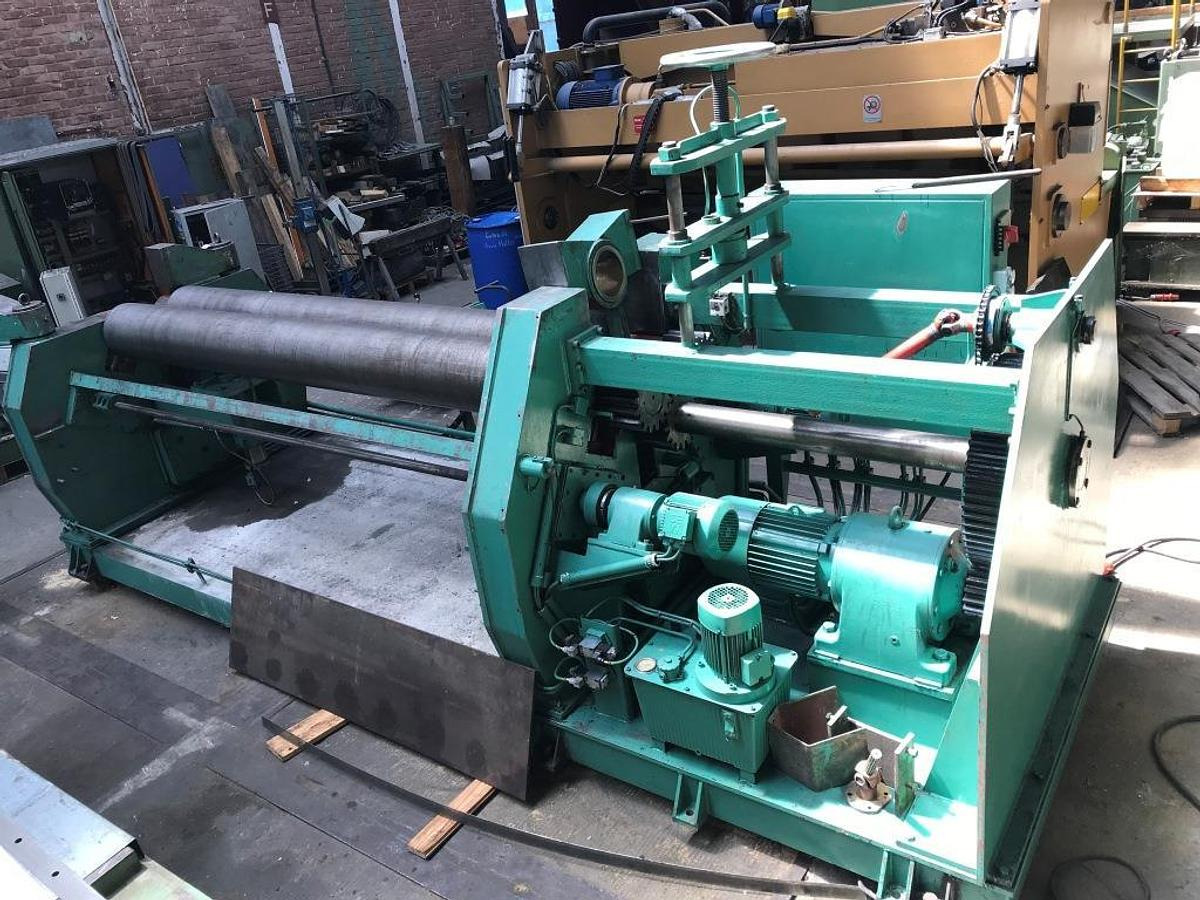 Dreiwalzen-Rundbiegemaschine SCHÄFER - Máquina para metal: foto 4 Dreiwalzen-Rundbiegemaschine SCHÄFER - Máquina para metal: foto 4