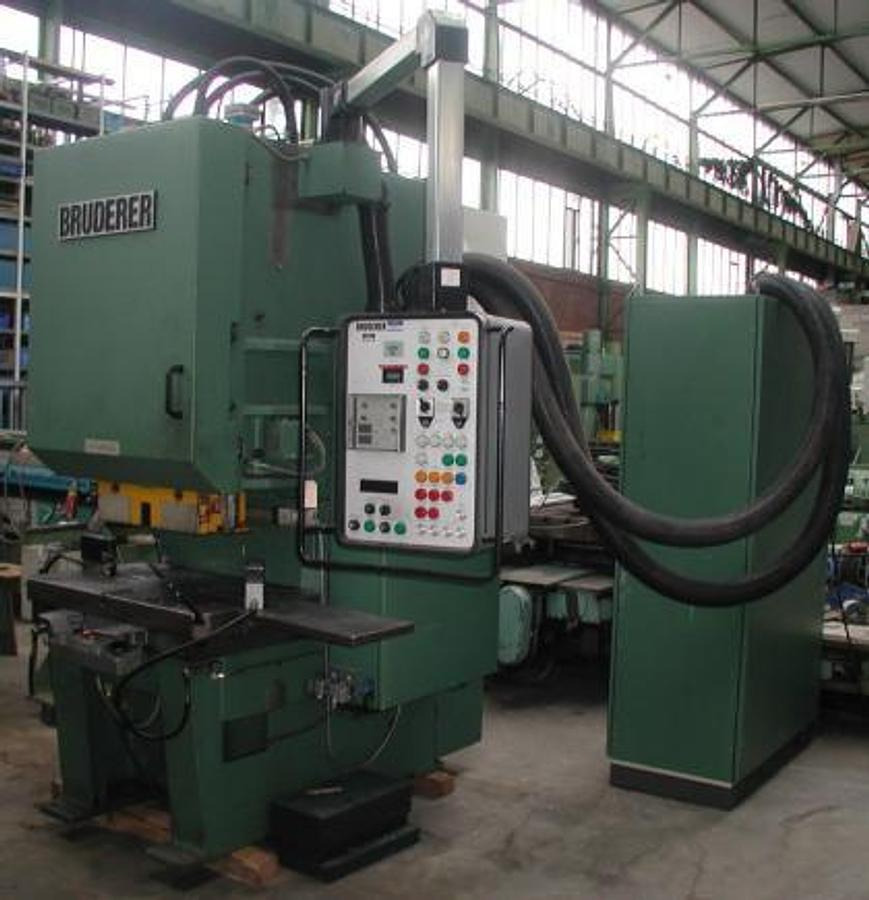 Kniehebelpresse BRUDERER - Máquina para metal: foto 1 Kniehebelpresse BRUDERER - Máquina para metal: foto 1