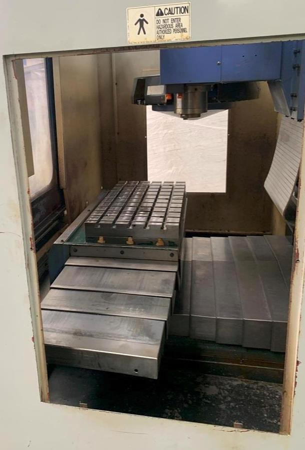 Centro de mecanizado CNC Vertikal-Bearbeitungszentrum LEADWELL: foto 6 Centro de mecanizado CNC Vertikal-Bearbeitungszentrum LEADWELL: foto 6