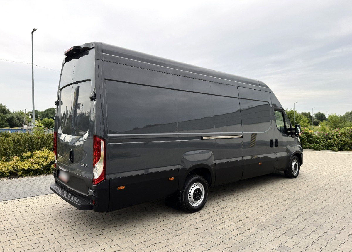 Iveco Daily L4H3 MAXI 3.0 180KM Hi-matic Kamera Salon PL - Furgón: foto 4 Iveco Daily L4H3 MAXI 3.0 180KM Hi-matic Kamera Salon PL - Furgón: foto 4