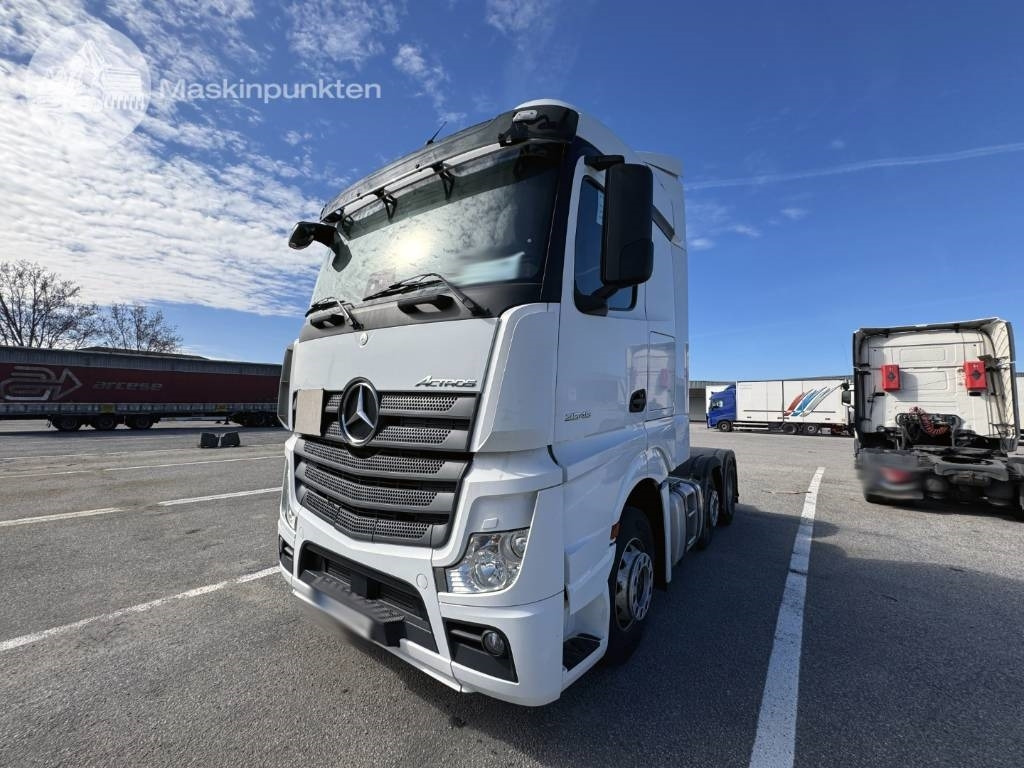 Mercedes-Benz Actros 2545 - Cabeza tractora: foto 3 Mercedes-Benz Actros 2545 - Cabeza tractora: foto 3