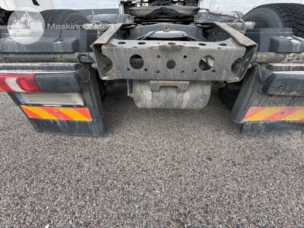 Cabeza tractora Mercedes-Benz Actros 2551: foto 18