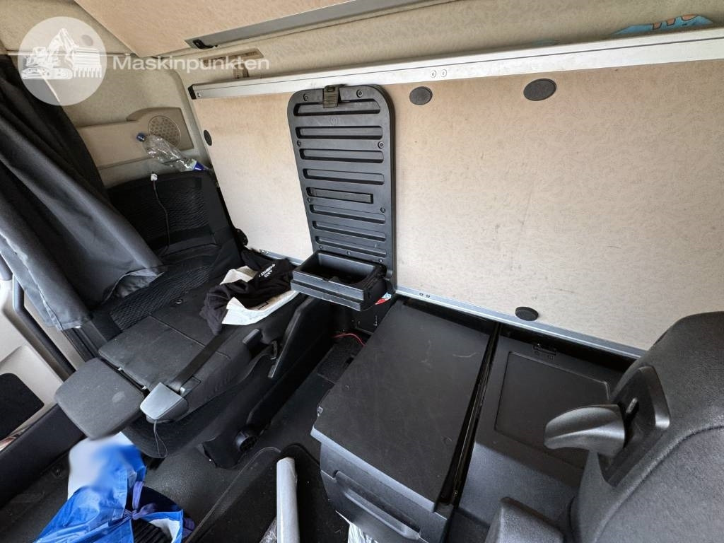 Cabeza tractora Mercedes-Benz Actros 2551: foto 50
