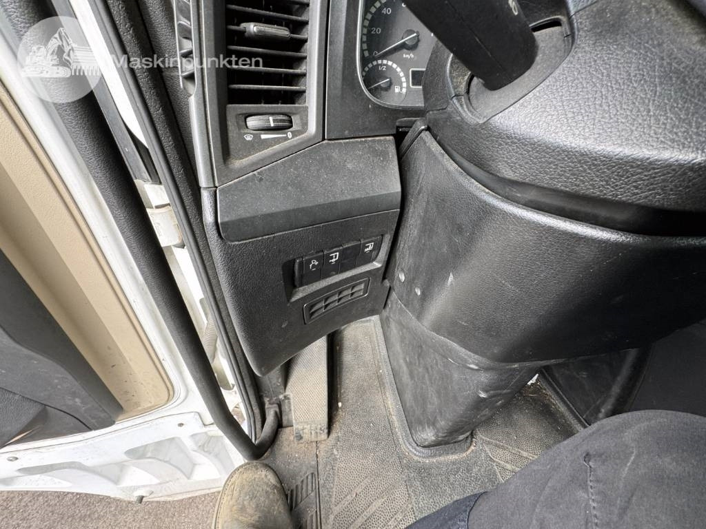 Cabeza tractora Mercedes-Benz Actros 2551: foto 43