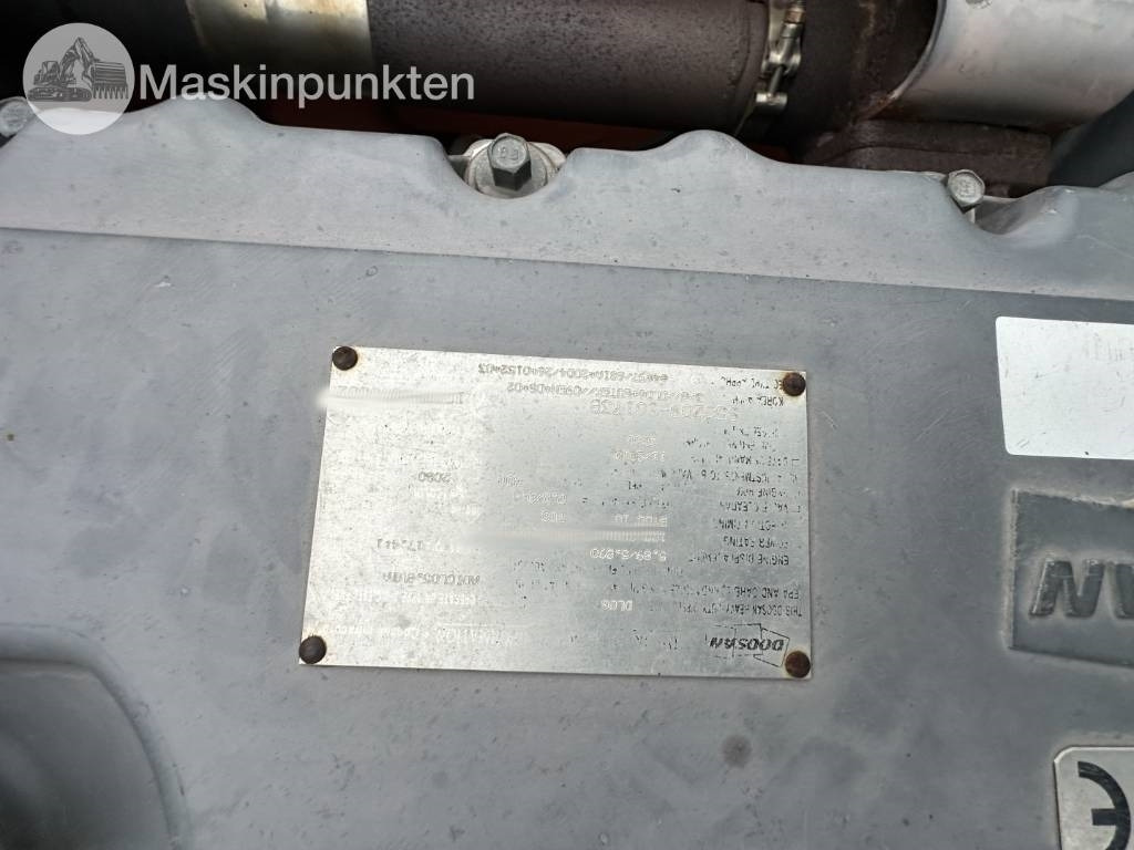 Excavadora de ruedas Doosan DX 140 W med vagn och redskap: foto 47