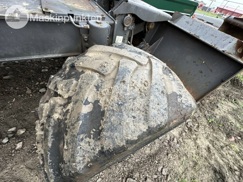 Excavadora de ruedas Doosan DX 140 W med vagn och redskap: foto 36