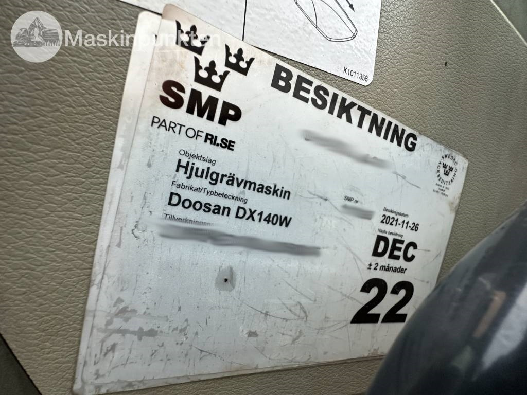 Excavadora de ruedas Doosan DX 140 W med vagn och redskap: foto 10