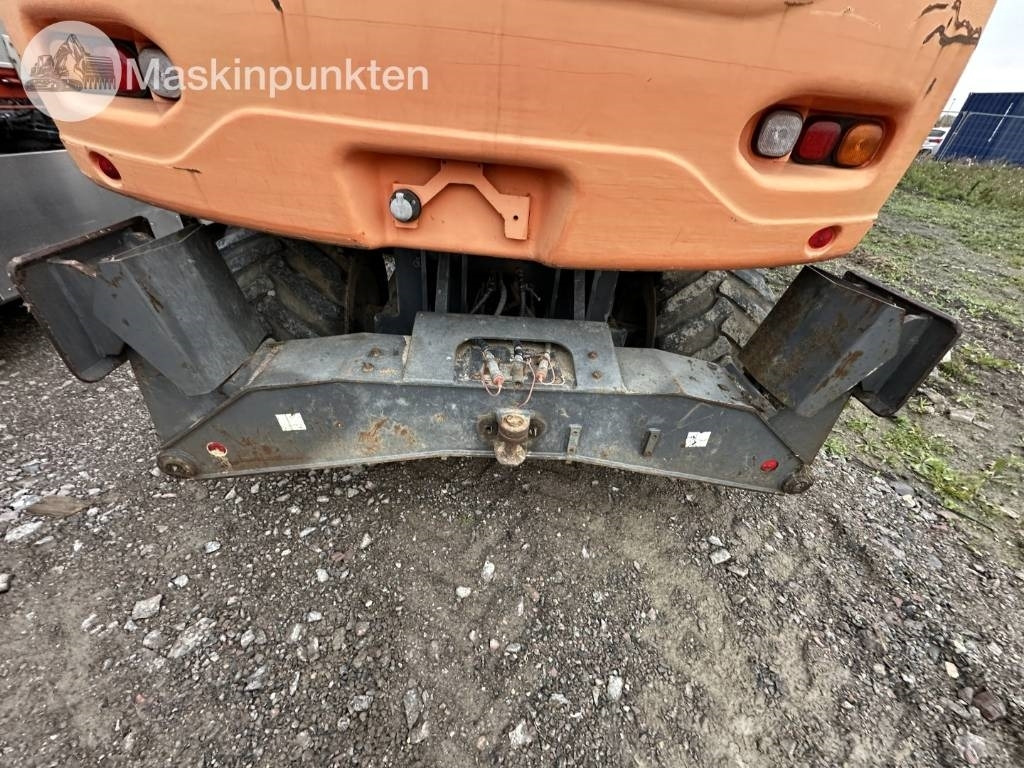 Excavadora de ruedas Doosan DX 140 W med vagn och redskap: foto 33