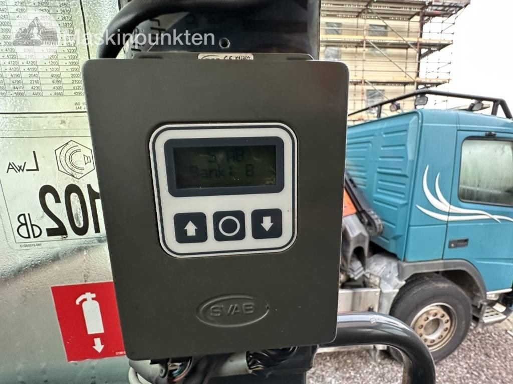 Excavadora de ruedas Doosan DX 140 W med vagn och redskap: foto 14