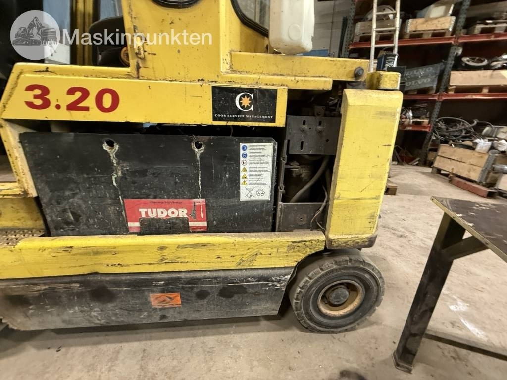 Carretilla elevadora eléctrica Hyster J 3.20 XM: foto 25