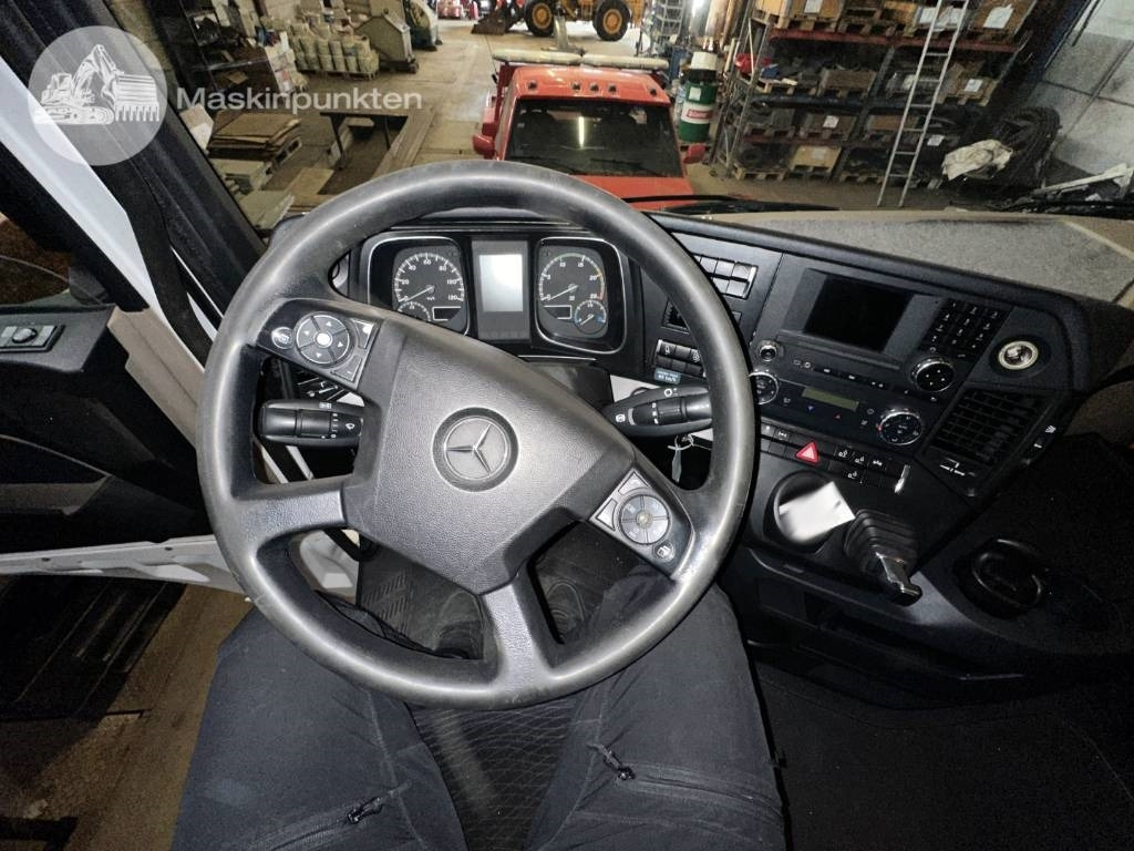 Leasing de Mercedes-Benz Actros 2545  Mercedes-Benz Actros 2545: foto 19