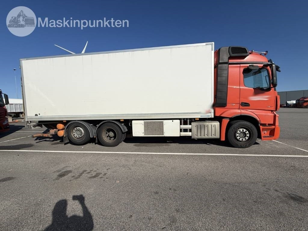 Mercedes-Benz Actros 2551  - Camión frigorífico: foto 4 Mercedes-Benz Actros 2551  - Camión frigorífico: foto 4