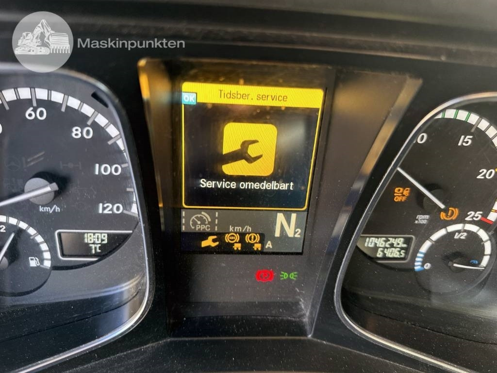 Camión caja cerrada Mercedes-Benz Actros 2558 Ekipage: foto 35