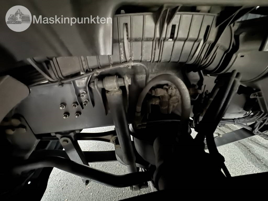 Camión caja cerrada Scania P 250: foto 36