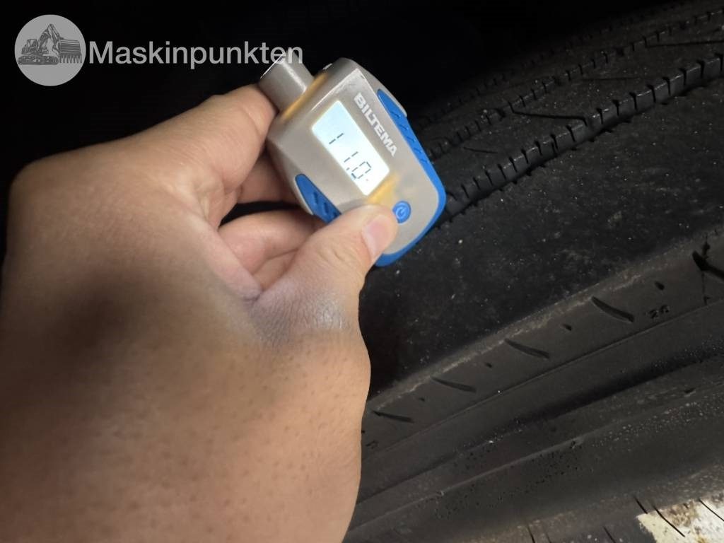 Camión caja cerrada Scania P 250: foto 34