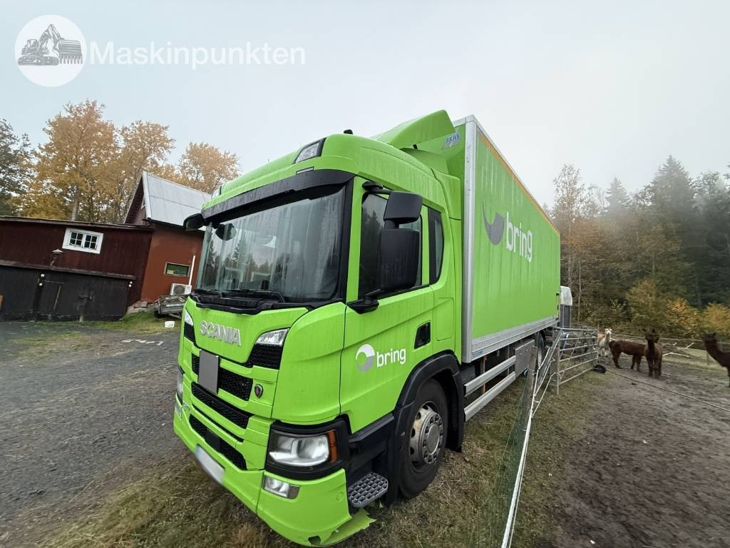 Scania P 320  - Camión caja cerrada: foto 1 Scania P 320  - Camión caja cerrada: foto 1