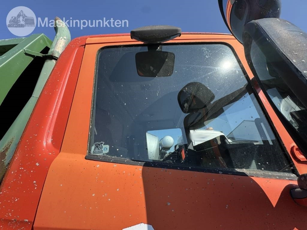 Camión de basura Scania P 94 D: foto 18 Camión de basura Scania P 94 D: foto 18