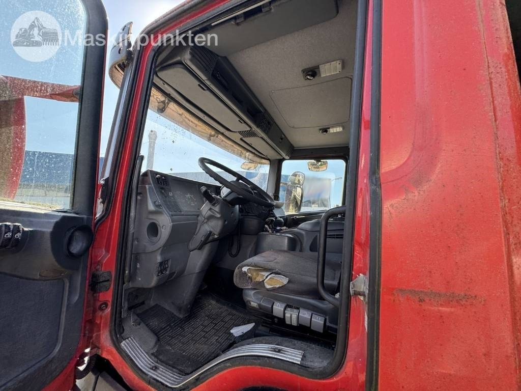 Camión de basura Scania P 94 D: foto 21 Camión de basura Scania P 94 D: foto 21