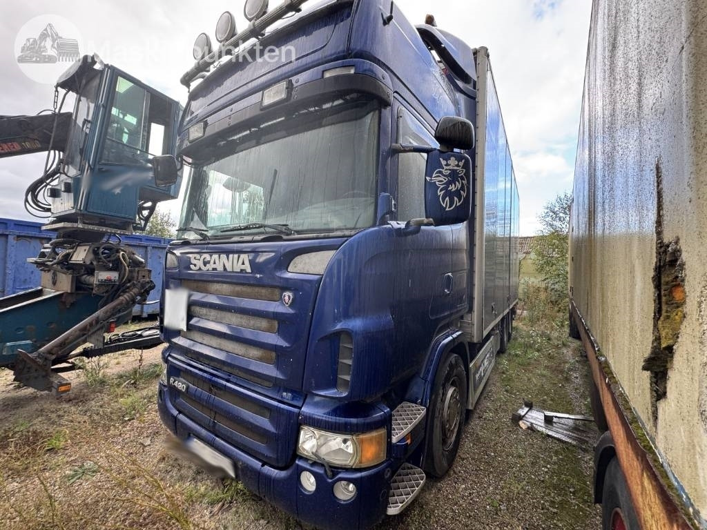 Scania R 420 LB - Camión caja cerrada: foto 1 Scania R 420 LB - Camión caja cerrada: foto 1