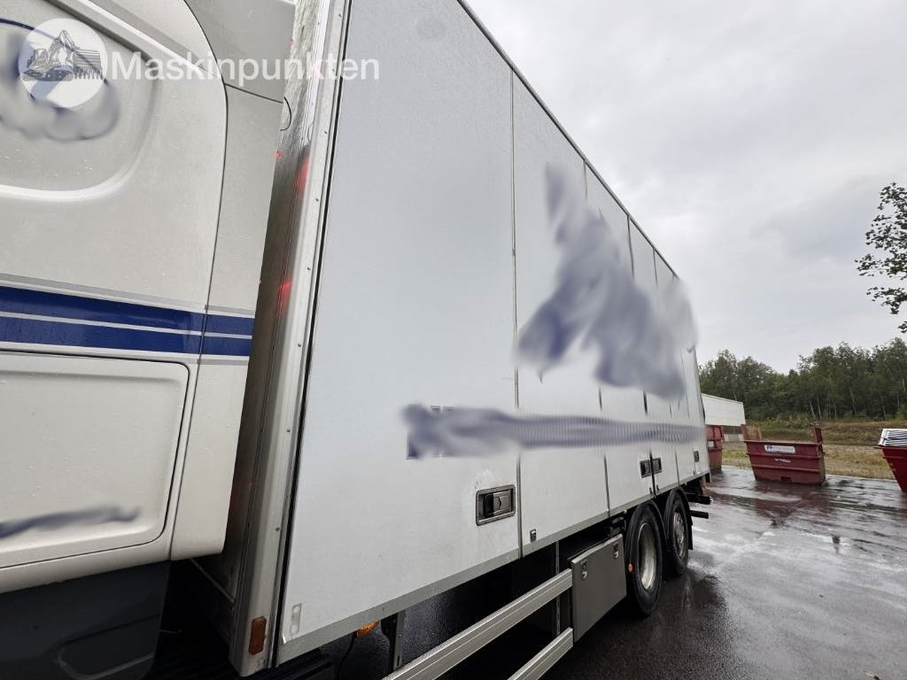Leasing de Scania R 490  Scania R 490: foto 33