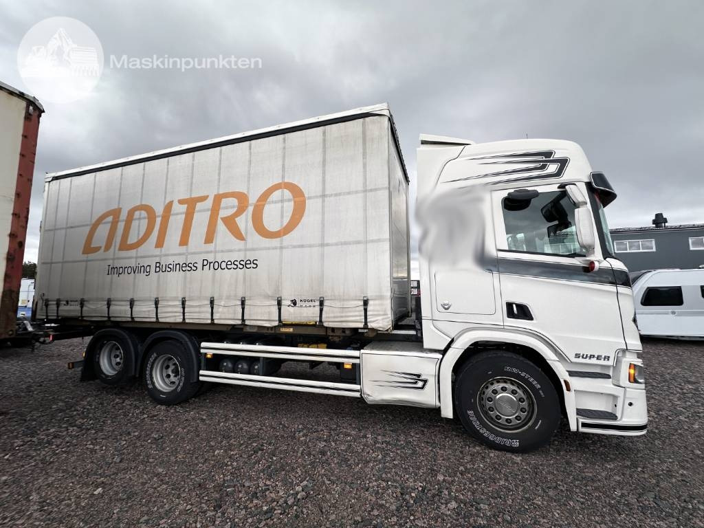 Scania R 580 - Camión portacontenedore/ Intercambiable: foto 1 Scania R 580 - Camión portacontenedore/ Intercambiable: foto 1