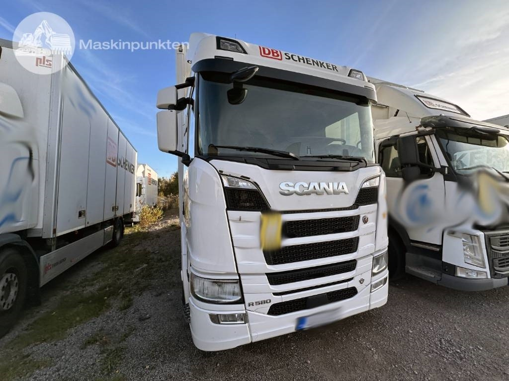 Scania R 580 - Camión caja cerrada: foto 3 Scania R 580 - Camión caja cerrada: foto 3