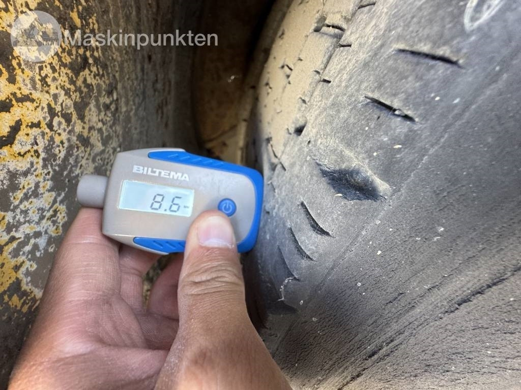 Autobús suburbano Volvo B 12 M: foto 33