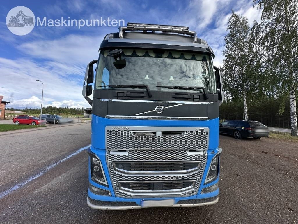 Volvo FH 16 750 - Camión caja abierta, Camión grúa: foto 3 Volvo FH 16 750 - Camión caja abierta, Camión grúa: foto 3