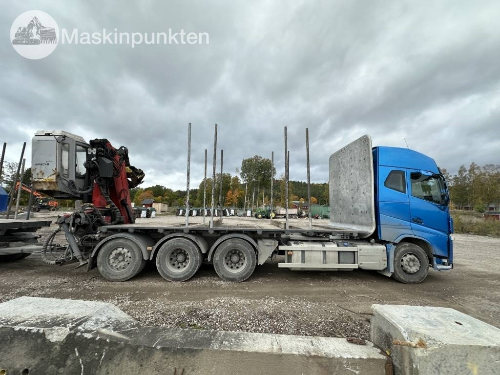 Volvo FH timmerbil med kran - Camión forestal: foto 4 Volvo FH timmerbil med kran - Camión forestal: foto 4