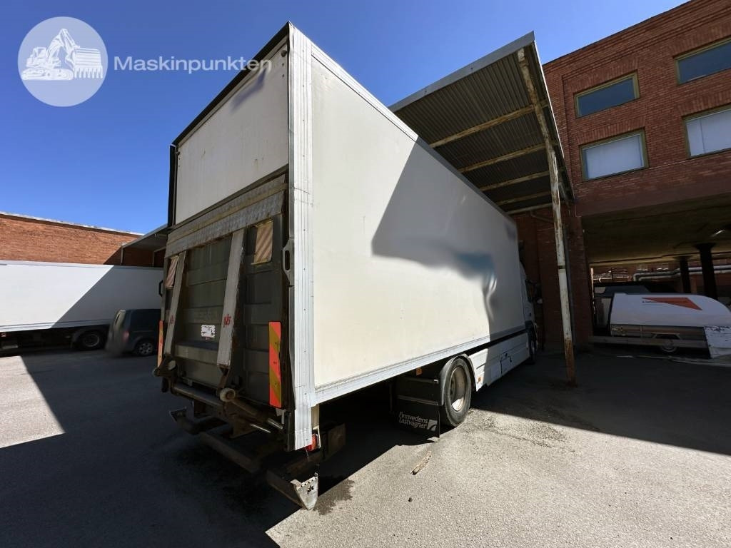 Volvo FM 300  - Camión caja cerrada: foto 5 Volvo FM 300  - Camión caja cerrada: foto 5